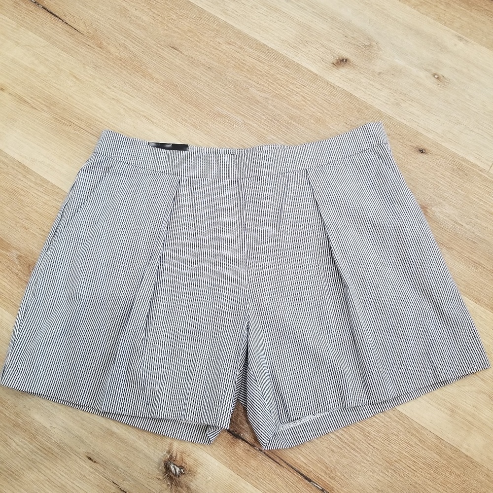 Banana republic women's shorts